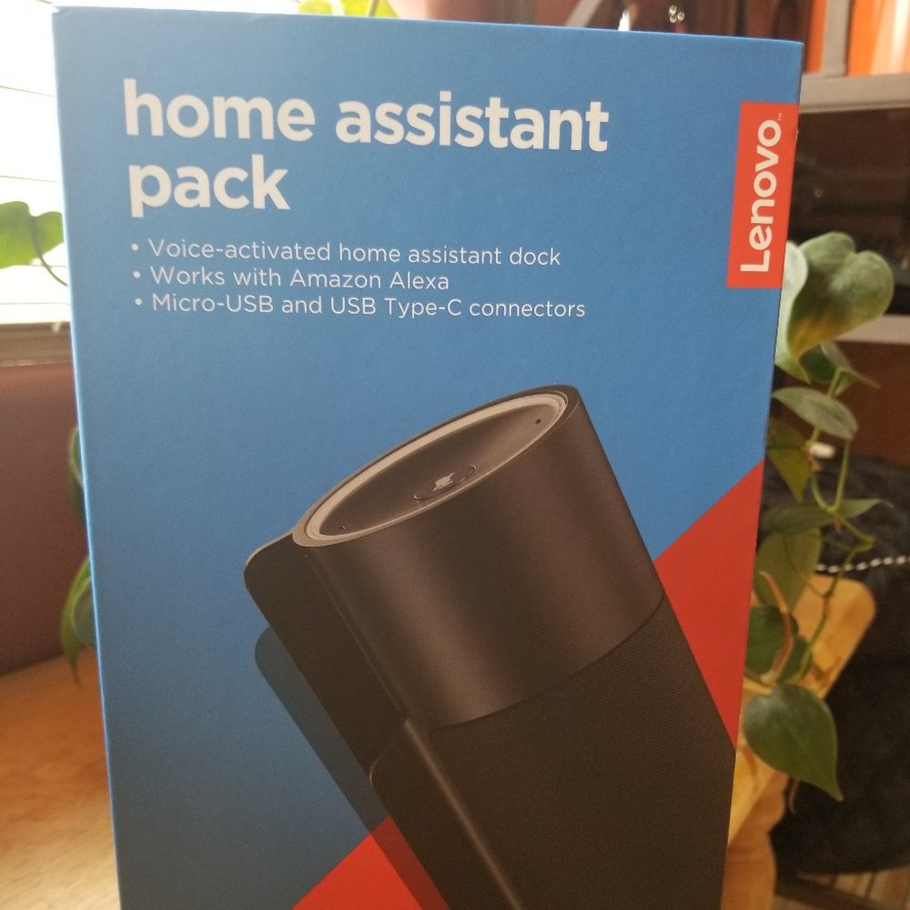 Never Used LENOVO Home Assistant Pack works with AMAZON ALEXA